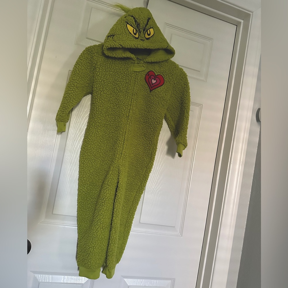 Grinch footie Jumper